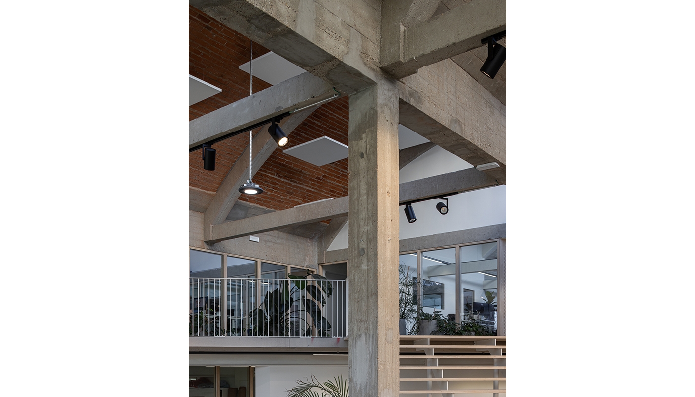 1905 HEL 260317 website 03